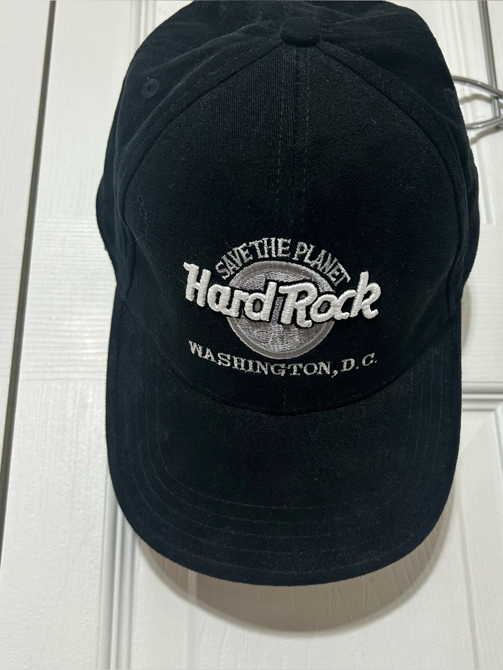 Hard Rock Cafe Black Hat with White Embroidery Vintage New Love all Serve all